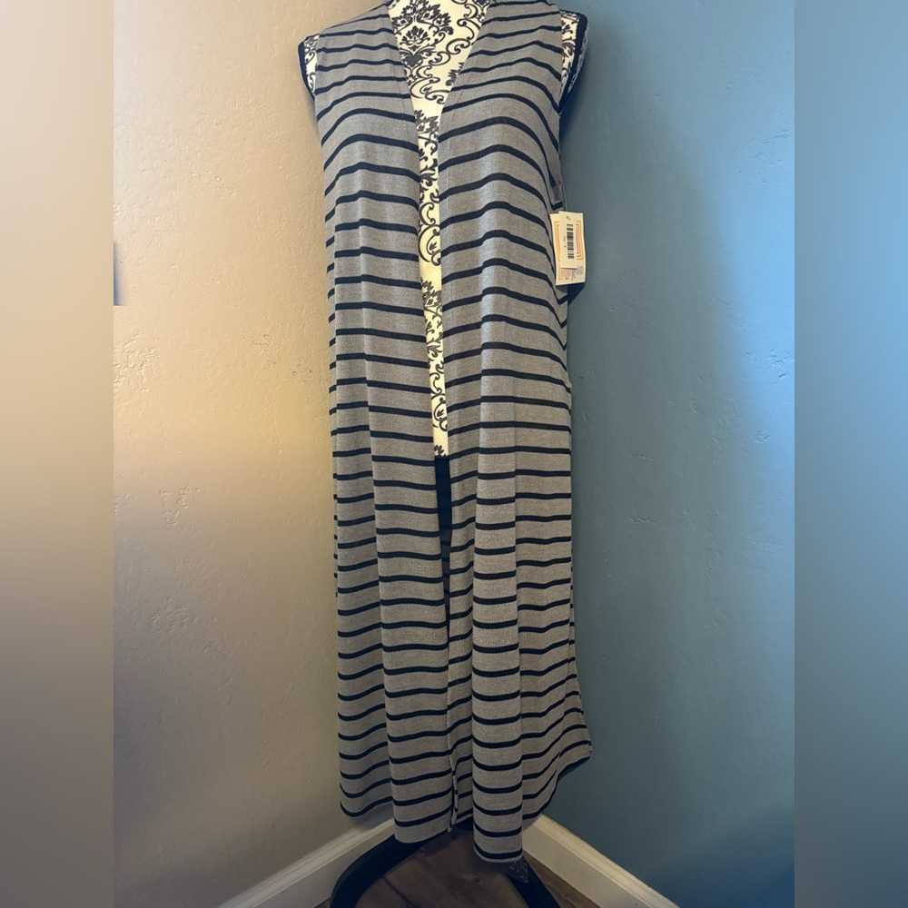 LuLaRoe Stylish Black and Gray Duster NWT